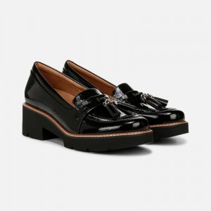 Naturalizer Committed Lug Loafer Womens Black Loafers ZM06-6756O5