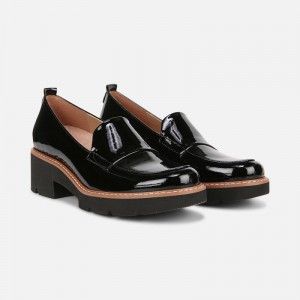 Naturalizer Darry Lug Sole Loafer Womens Black Loafers BE33-9373H1