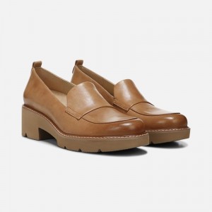 Naturalizer Darry Lug Sole Loafer Womens Brown Loafers SH07-8247A5
