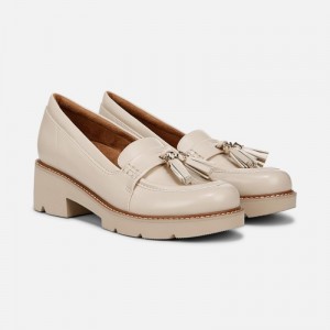 Naturalizer Committed Lug Loafer Womens Cream Loafers EE44-5474I0