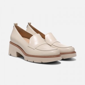 Naturalizer Darry Lug Sole Loafer Womens Cream Loafers RQ53-9663M4