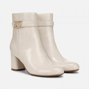 Naturalizer Lottie Ankle Bootie Womens Cream Booties US98-3648G8