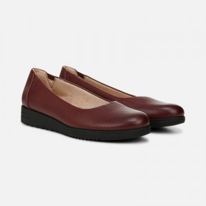 Naturalizer SOUL Idea Ballet Flat Womens Dark Red Ballet Flats LZ32-7462O2