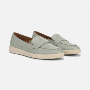Naturalizer Karis Loafer Womens Green Loafers KN04-6224F3