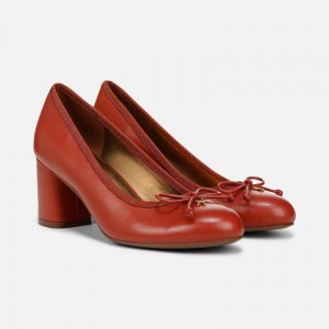 Naturalizer Sienna Block Heel Pump Womens Red Block Heels OP75-0465X9