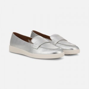 Naturalizer Karis Loafer Womens Silver Loafers YR12-8962G1