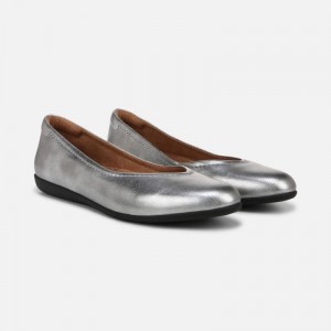 Naturalizer Vivienne Flat Womens Silver Ballet Flats MV17-9027R3