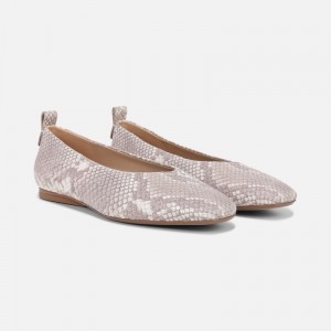Naturalizer 27 Edit Carla Flat Womens White / Snake Ballet Flats UR20-9450H8