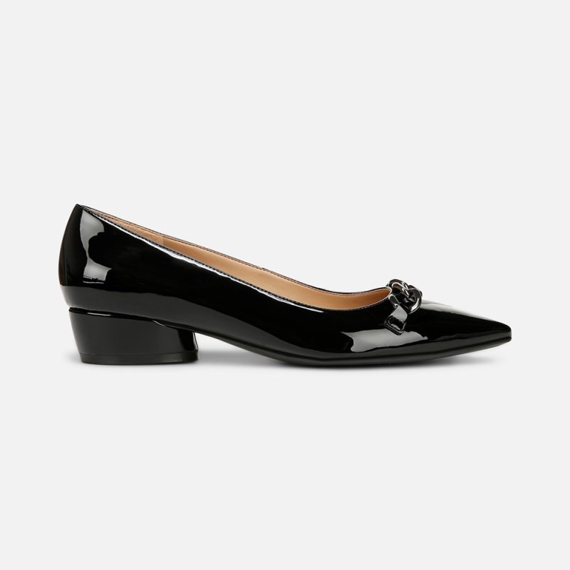 Naturalizer Becca Flat Womens Black Pointed Toe QG93-7393D2