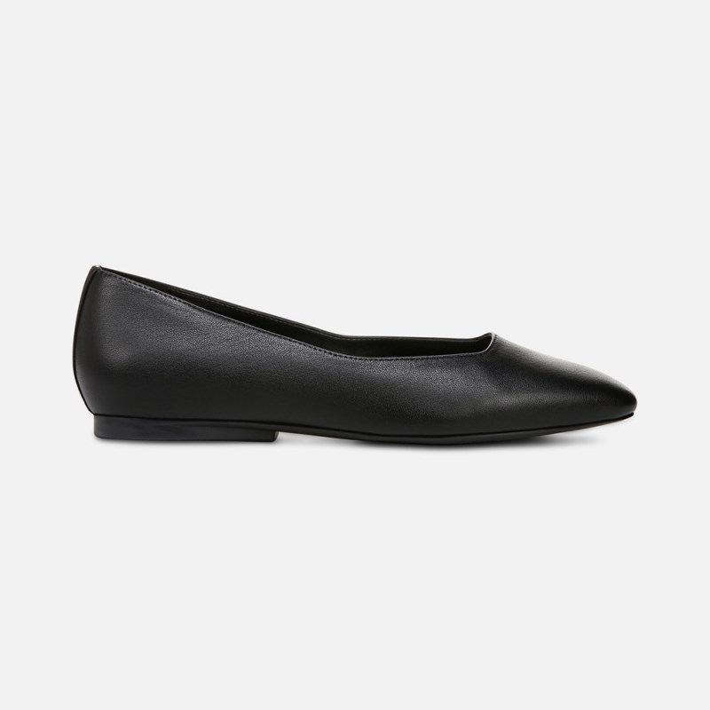 Naturalizer Chelsea Ballet Flat Womens Black Ballet Flats WD77-8987Y1