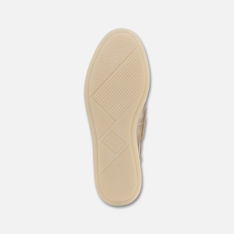 Naturalizer Keel Boat Shoe Womens Gold Loafers PQ62-0252J9